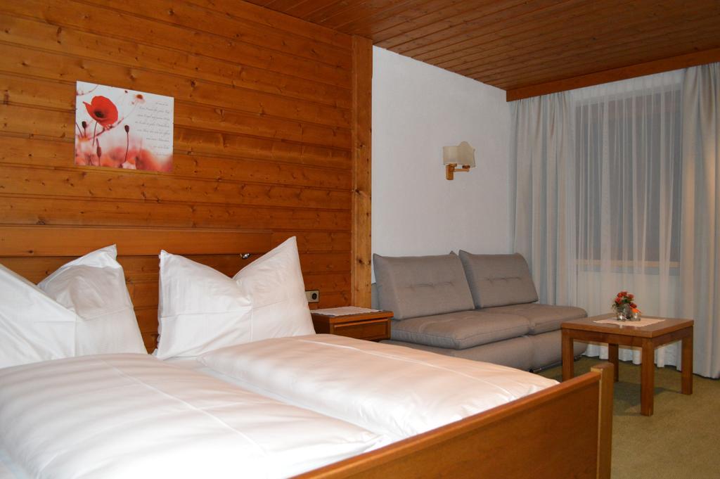 Gasthaus Glockle Apartment Damuels Exterior foto